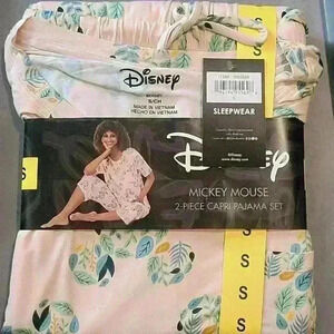 Disney 2-piece Capri Pajama Set